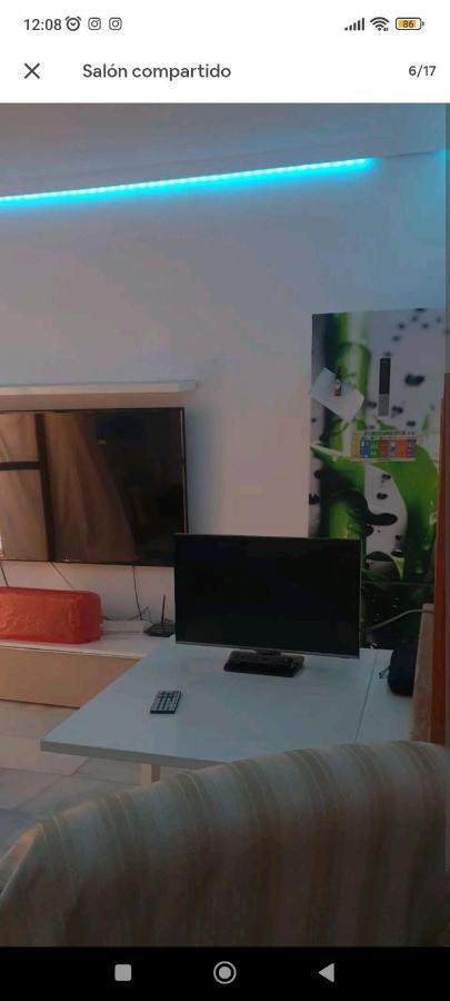 Habitacion Privada, Apartamento Centro Malaga Cerca De La Playa Exterior foto